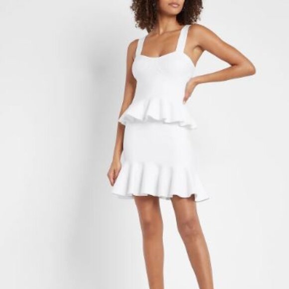 NWT Express Body Contour Sleeveless Ruffle Peplum Sweater in White - size XL - Picture 2 of 3